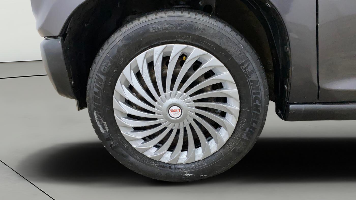 2020 Maruti S PRESSO VXI+, Petrol, Manual, 1,20,704 km, Left Front Wheel
