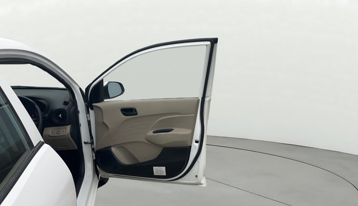 2022 Hyundai NEW SANTRO SPORTZ EXECUTIVE MT CNG, CNG, Manual, 46,996 km, RHS Front Door