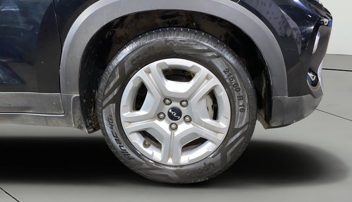 2021 KIA SONET HTK PLUS 1.2, Petrol, Manual, 24,583 km, Right Front Wheel