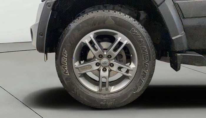 2021 Mahindra Thar LX PETROL HT 4WD AT, Petrol, Automatic, 55,622 km, Left Front Wheel