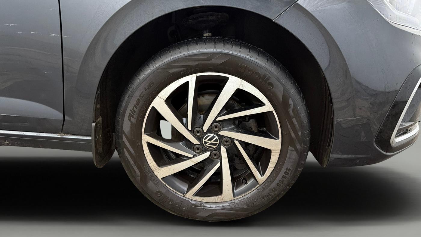 2023 Volkswagen VIRTUS TOPLINE TSI 1.0 AT, Petrol, Automatic, 38,311 km, Right Front Wheel