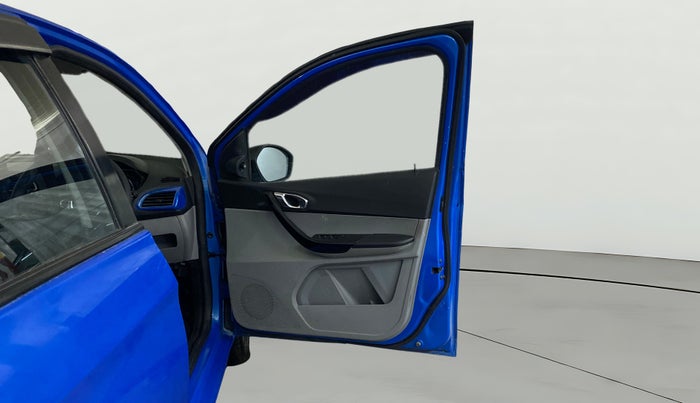 2020 Tata Tiago XZ PLUS PETROL, Petrol, Manual, 40,221 km, RHS Front Door