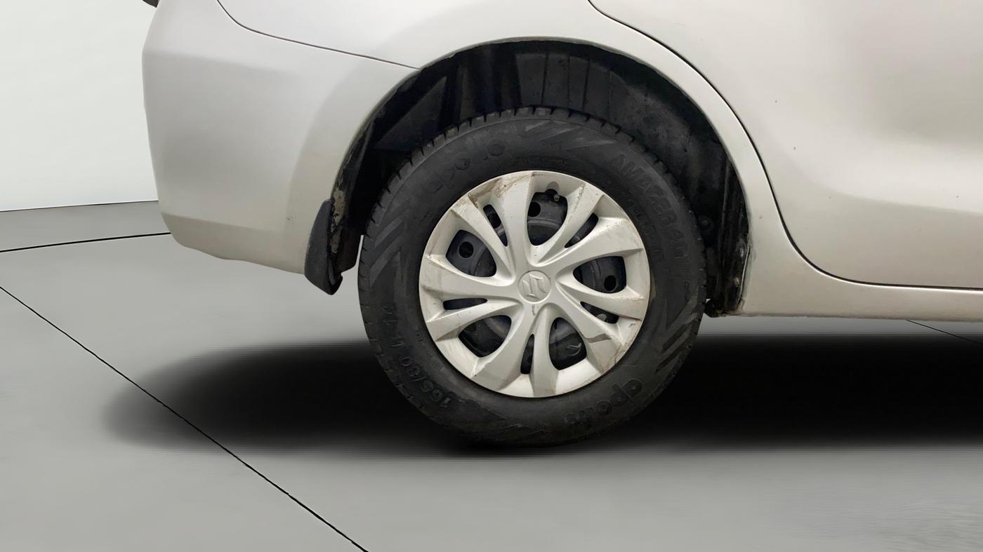 2020 Maruti Dzire VXI, Petrol, Manual, 62,459 km, Right Rear Wheel