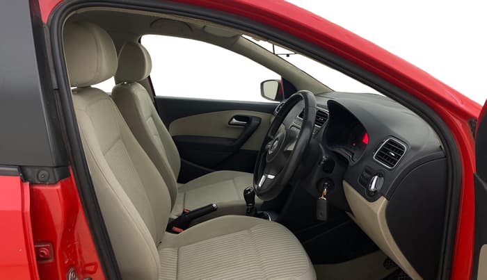 2014 Volkswagen Polo HIGHLINE DIESEL, Diesel, Manual, 66,378 km, Right Side Front Door Cabin