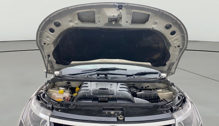 2019 Mahindra XUV500 W5, Diesel, Manual, 39,904 km, Open Bonet