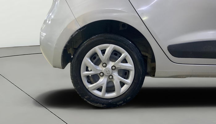 2017 Hyundai Grand i10 MAGNA 1.2 KAPPA VTVT, Petrol, Manual, 27,483 km, Right Rear Wheel