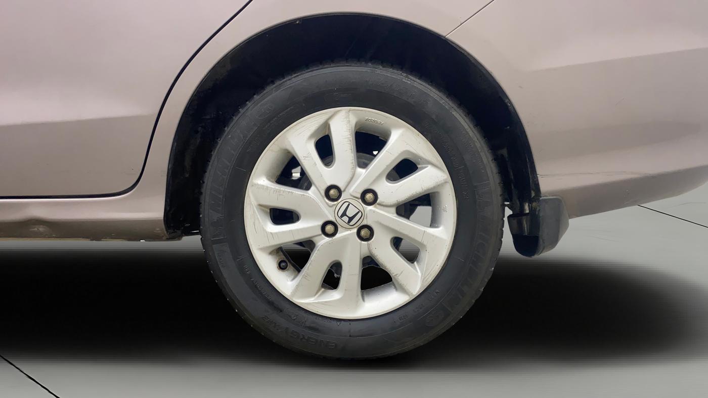 2015 Honda Mobilio 1.5L I-VTEC V, Petrol, Manual, 68,532 km, Left Rear Wheel