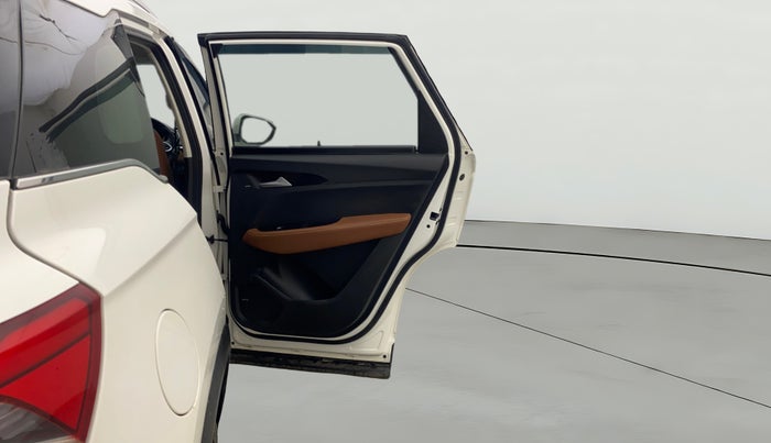 2021 MG HECTOR PLUS SELECT 2.0 DIESEL TURBO MT 7-STR, Diesel, Manual, 41,685 km, RHS Rear Door