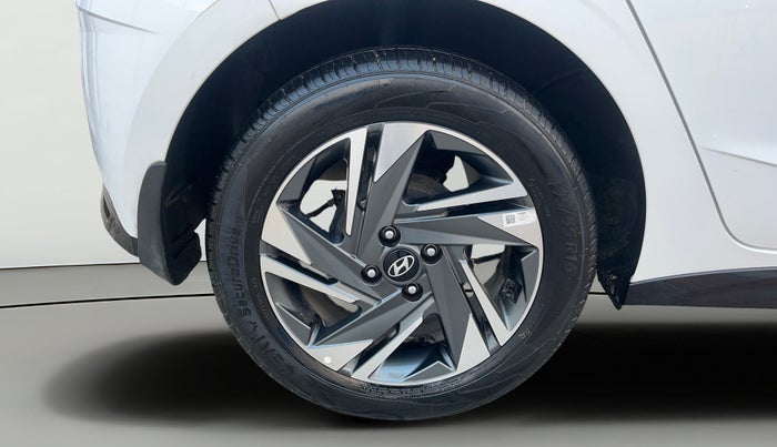 2023 Hyundai NEW I20 ASTA (O) 1.2 MT, Petrol, Manual, 19,450 km, Right Rear Wheel