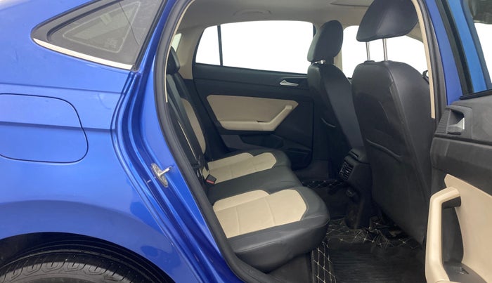 2022 Volkswagen VIRTUS TOPLINE TSI 1.0 MT, Petrol, Manual, 63,711 km, Right Side Rear Door Cabin