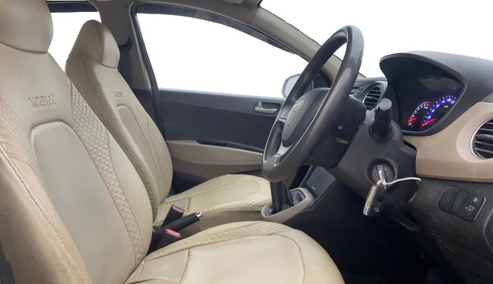 2015 Hyundai Xcent S (O) 1.2, Petrol, Manual, 86,932 km, Right Side Front Door Cabin