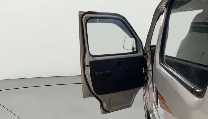 2021 Maruti Eeco 5 STR AC CNG, CNG, Manual, 18,100 km, LHS Front Door