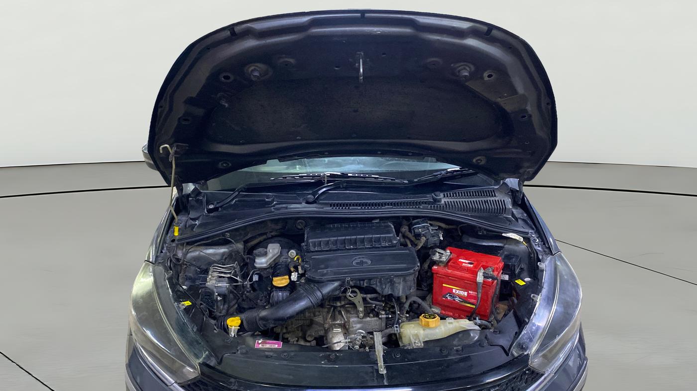 2020 Tata Tiago XT PETROL, Petrol, Manual, 1,14,027 km, Open Bonet