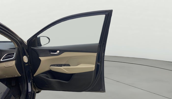 2021 Hyundai Verna SX 1.5 VTVT IVT, Petrol, Automatic, 34,670 km, RHS Front Door