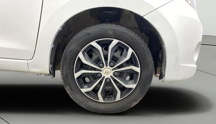 2015 Maruti Celerio VXI, Petrol, Manual, 76,041 km, Right Front Wheel