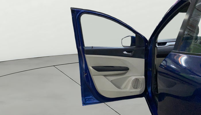 2019 Renault TRIBER RXZ, Petrol, Manual, 83,002 km, LHS Front Door