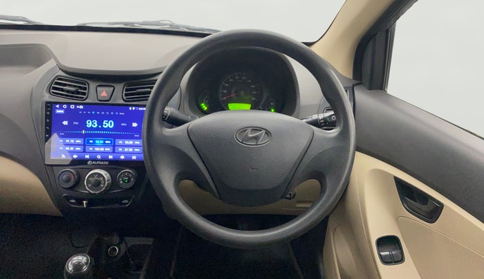 2013 Hyundai Eon ERA +, Petrol, Manual, 28,625 km, Steering Wheel Close Up