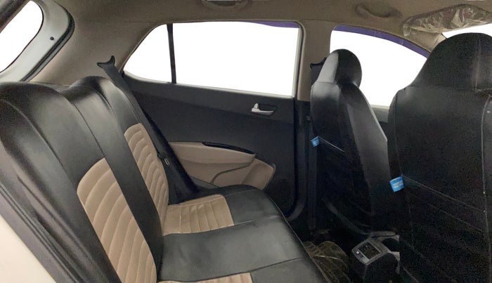 2014 Hyundai Grand i10 SPORTZ 1.2 KAPPA VTVT, Petrol, Manual, 65,484 km, Right Side Rear Door Cabin