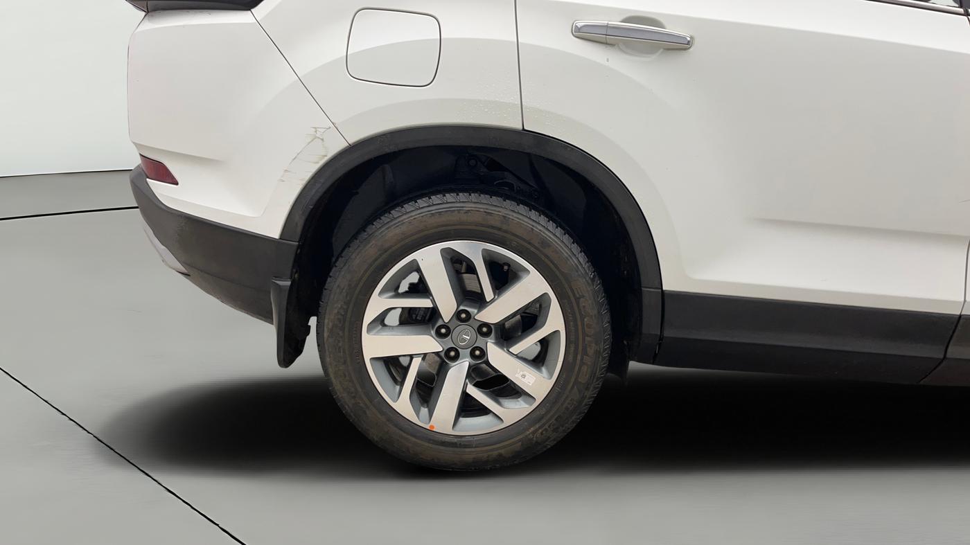 2021 Tata Safari XZA PLUS, Diesel, Automatic, 72,343 km, Right Rear Wheel