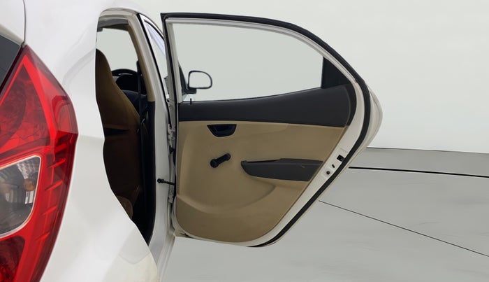 2015 Hyundai Eon ERA +, Petrol, Manual, 69,409 km, RHS Rear Door