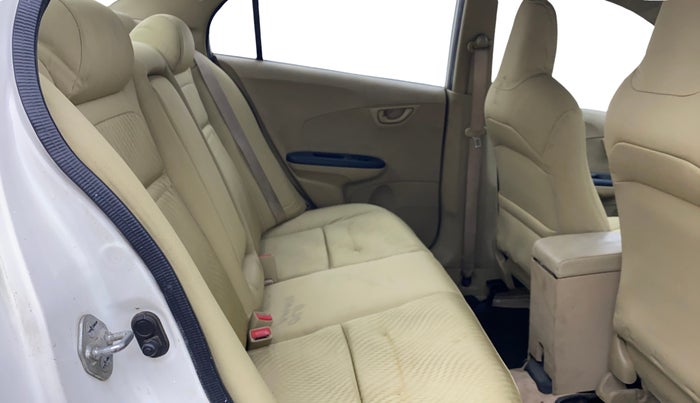 2014 Honda Amaze 1.2L I-VTEC S, Petrol, Manual, 1,28,271 km, Right Side Rear Door Cabin