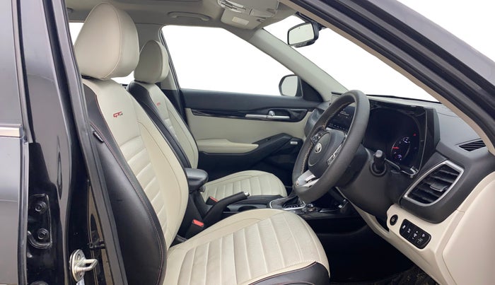 2020 KIA SELTOS GTX PLUS DCT 1.4 PETROL, Petrol, Automatic, 60,042 km, Right Side Front Door Cabin