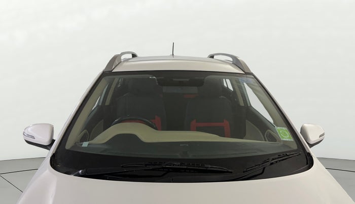 2015 Hyundai i20 Active 1.2 SX, Petrol, Manual, 65,480 km, Front Windshield