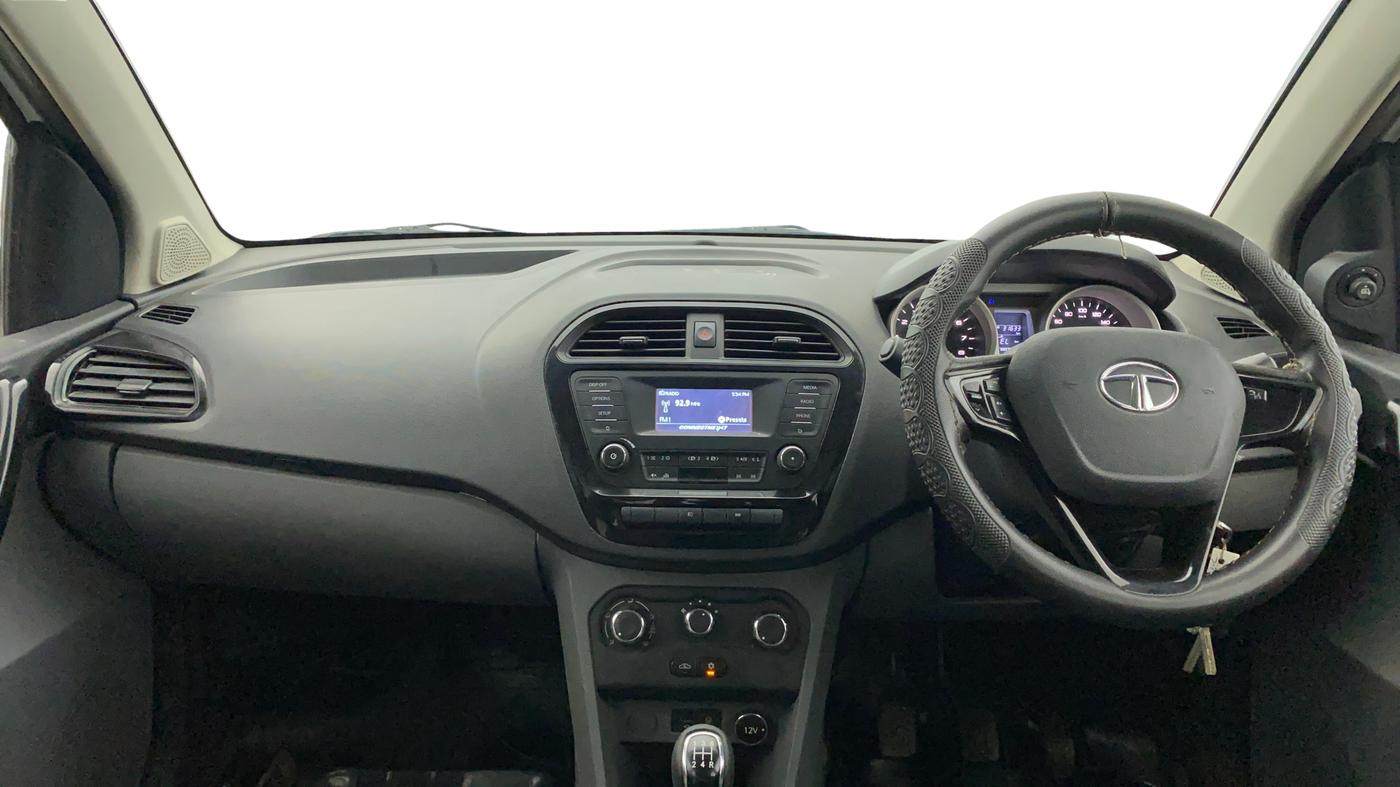 2018 Tata TIGOR XT PETROL, Petrol, Manual, 31,547 km, Dashboard