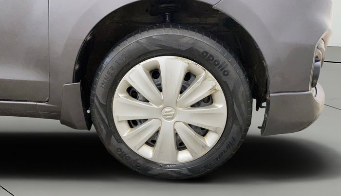 2017 Maruti Ertiga VXI CNG, CNG, Manual, 78,480 km, Right Front Wheel