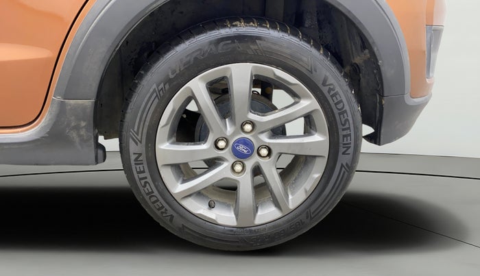 2018 Ford FREESTYLE TITANIUM 1.2 PETROL, Petrol, Manual, 88,346 km, Left Rear Wheel