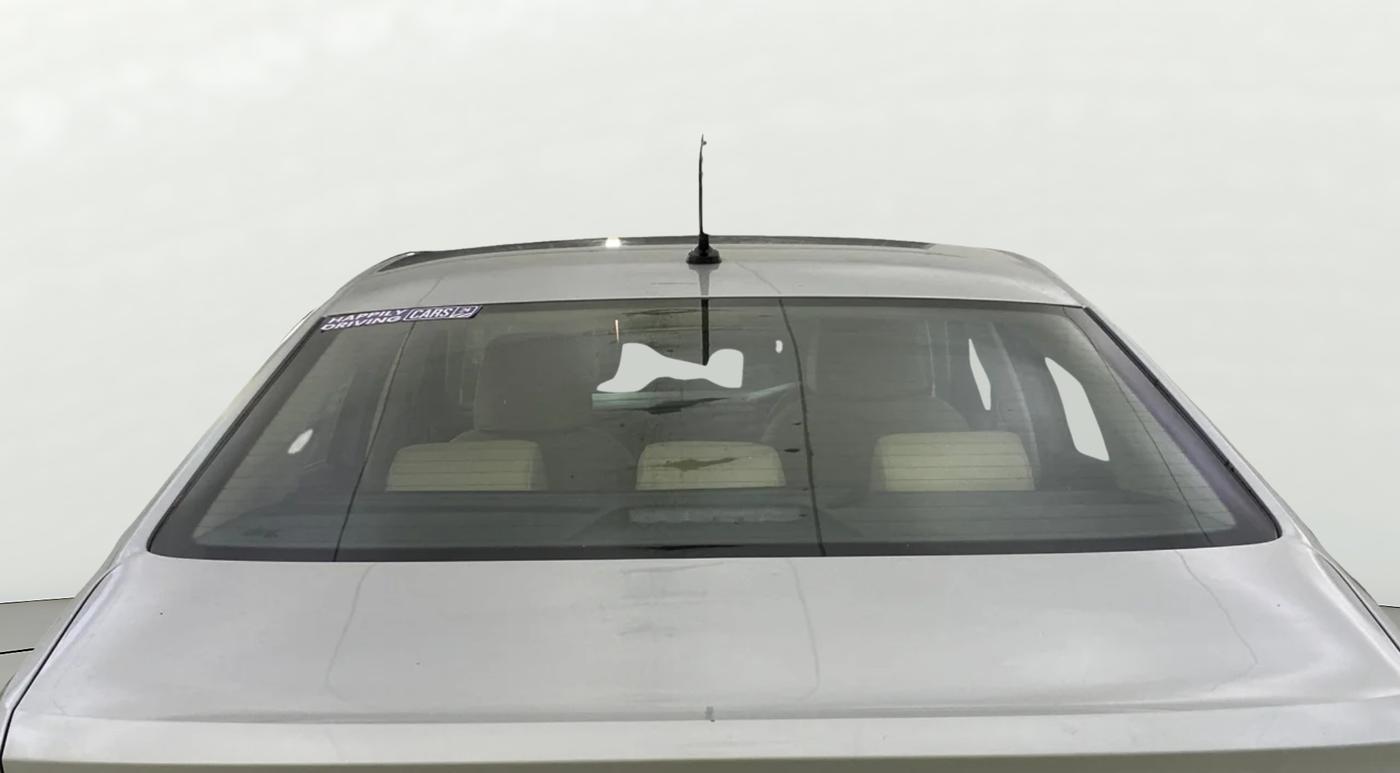2025 Volkswagen VIRTUS COMFORTLINE TSI 1.0 MT, Petrol, Manual, 1,767 km, Rear Windshield