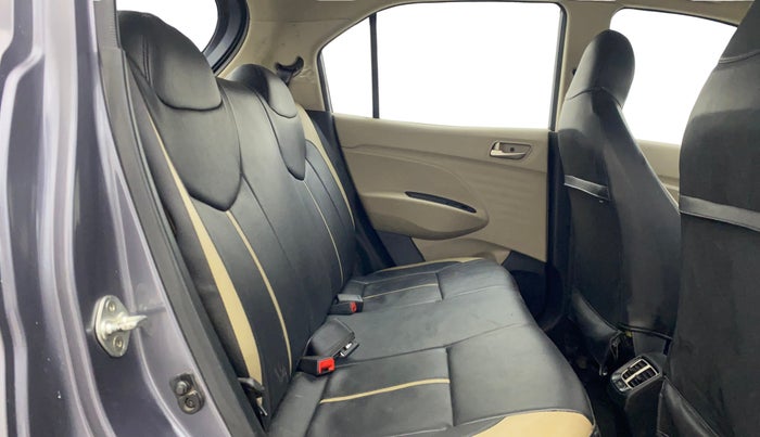 2018 Hyundai NEW SANTRO SPORTZ MT, Petrol, Manual, 30,607 km, Right Side Rear Door Cabin
