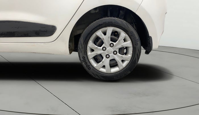 2015 Hyundai Grand i10 SPORTZ 1.2 KAPPA VTVT, Petrol, Manual, 71,296 km, Left Rear Wheel