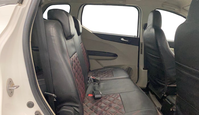 2022 Renault TRIBER RXZ, Petrol, Manual, 19,413 km, Right Side Rear Door Cabin