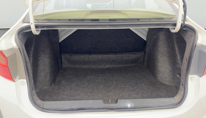 2015 Honda City 1.5L I-VTEC V MT, Petrol, Manual, 88,564 km, Boot Open Zoomed View