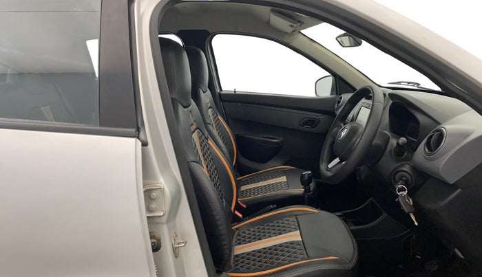 2018 Renault Kwid RXT 1.0, Petrol, Manual, 28,351 km, Right Side Front Door Cabin