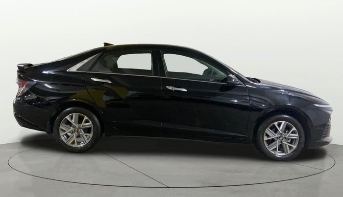2025 Hyundai Verna  SX 1.5 MPI IVT, Petrol, Automatic, 10,992 km, Right Side View