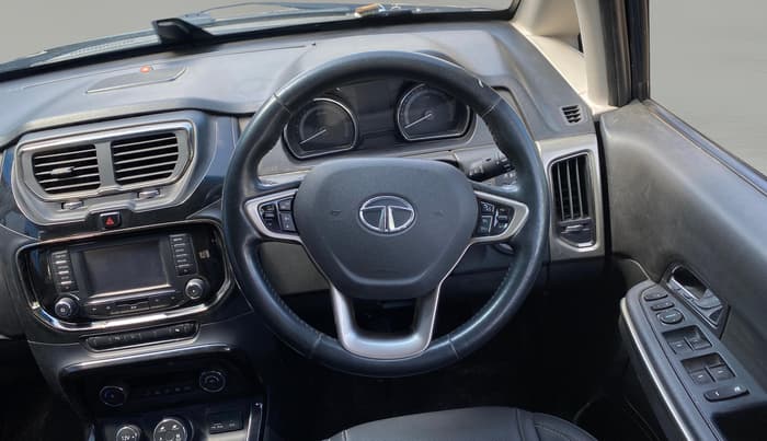2017 Tata Hexa XT 4X4 7 STR, Diesel, Manual, 86,792 km, Steering Wheel Close Up