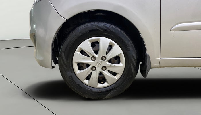 2013 Hyundai i10 SPORTZ 1.2 AT, Petrol, Automatic, 37,961 km, Left Front Wheel