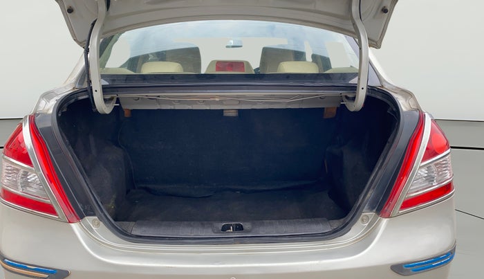 2015 Maruti Swift Dzire VDI, Diesel, Manual, 89,357 km, Boot Open Zoomed View