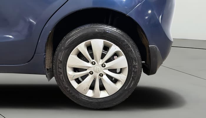 2016 Maruti Baleno DELTA PETROL 1.2, Petrol, Manual, 67,702 km, Left Rear Wheel