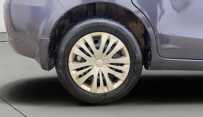2013 Maruti Ertiga VXI, Petrol, Manual, 52,271 km, Right Rear Wheel