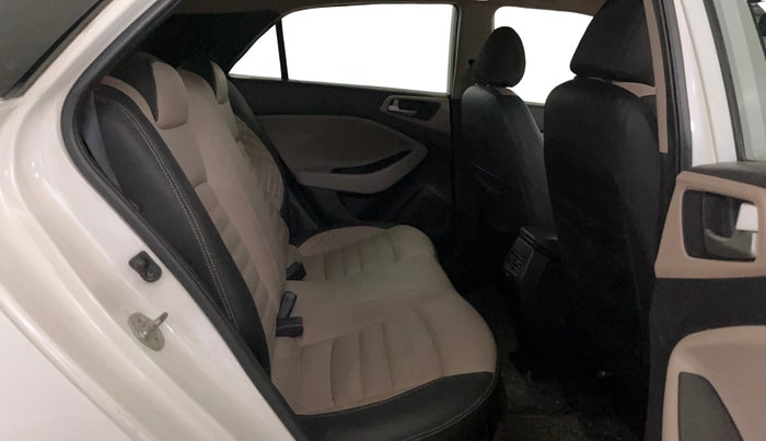 2018 Hyundai Elite i20 ASTA 1.2, Petrol, Manual, 62,253 km, Right Side Rear Door Cabin