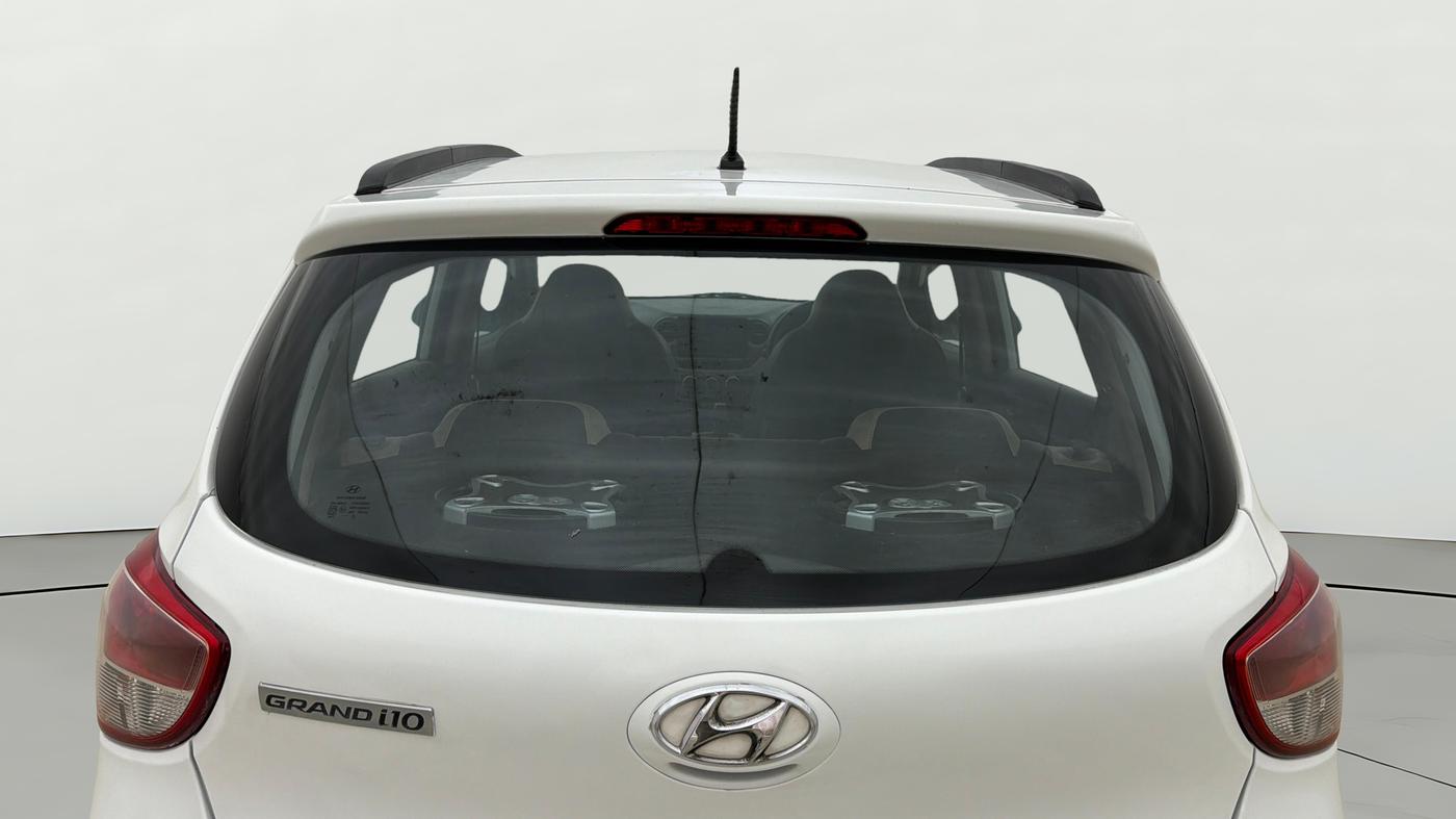 2019 Hyundai Grand i10 MAGNA 1.2 KAPPA VTVT, Petrol, Manual, 50,600 km, Rear Windshield