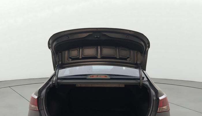 2022 Hyundai Verna SX (O)1.5 VTVT, Petrol, Manual, 36,787 km, Boot Door Open