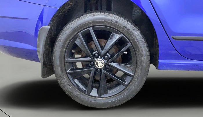 2020 Skoda Rapid 1.0 AMBITION TSI MT, Petrol, Manual, 24,615 km, Right Rear Wheel