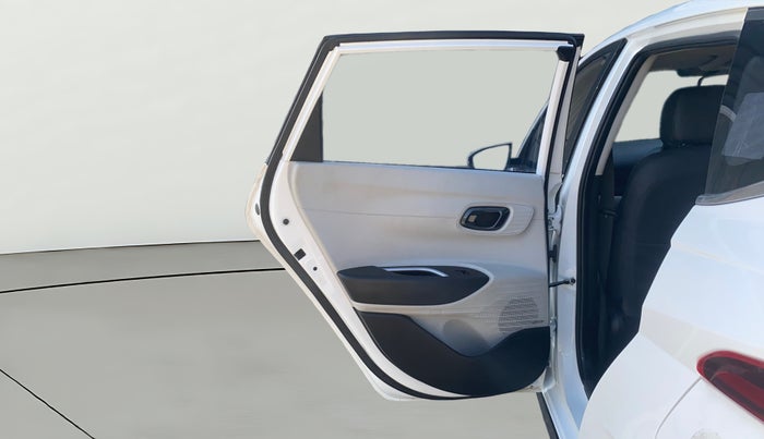 2024 Hyundai NEW I20 ASTA (O) 1.2 MT, Petrol, Manual, 37,493 km, LHS Rear Door