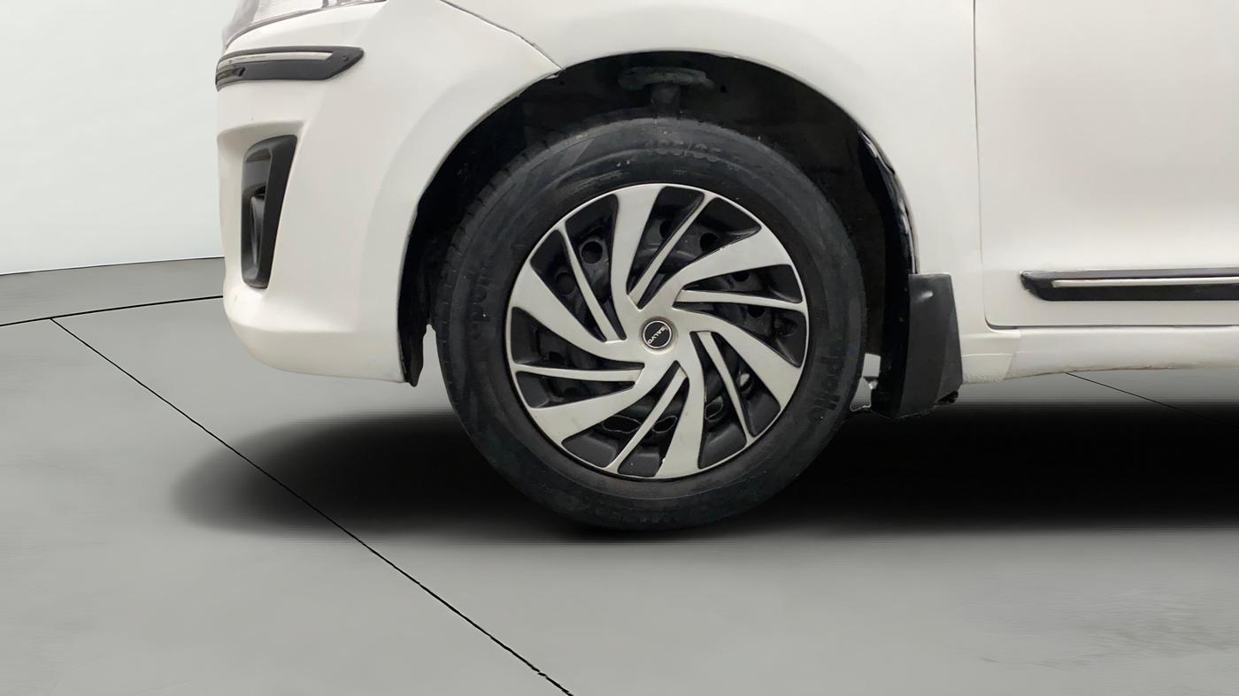 2015 Maruti Ertiga VDI ABS, Diesel, Manual, 99,532 km, Left Front Wheel