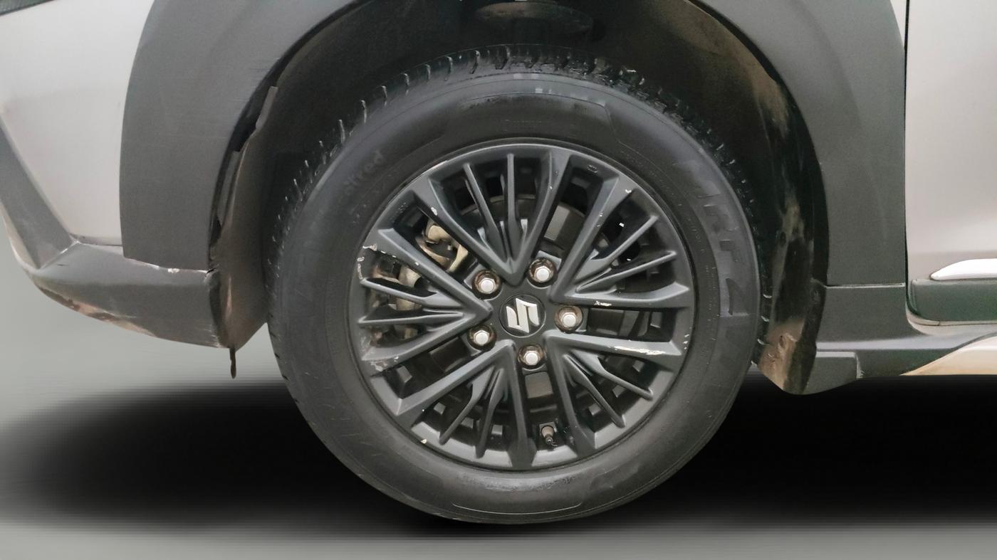 2019 Maruti XL6 ALPHA AT, Petrol, Automatic, 1,28,249 km, Left Front Wheel