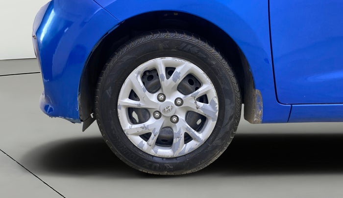 2017 Hyundai Grand i10 SPORTZ 1.2 KAPPA VTVT, Petrol, Manual, 61,011 km, Left Front Wheel